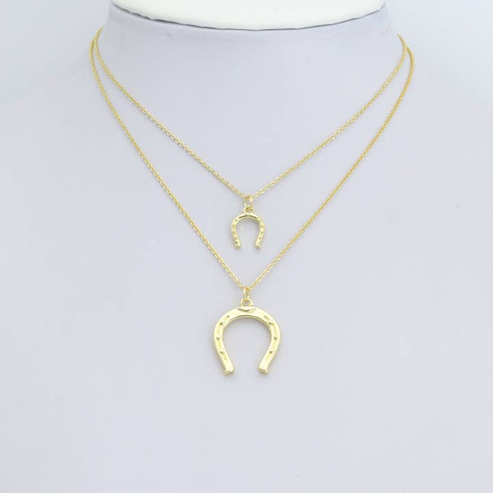 BestBeads&Beyond - Wholesale Individual Charm/Pendant - 18K Gold Lucky Horse Shoe Shape Pendant/Charm, Z13103