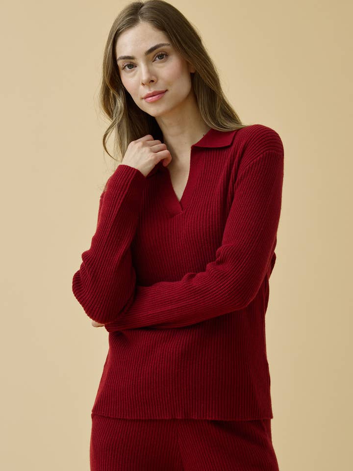 Suéter de salón de merino y cachemira en carmesí para venta al por mayor de KIP Sleepwear