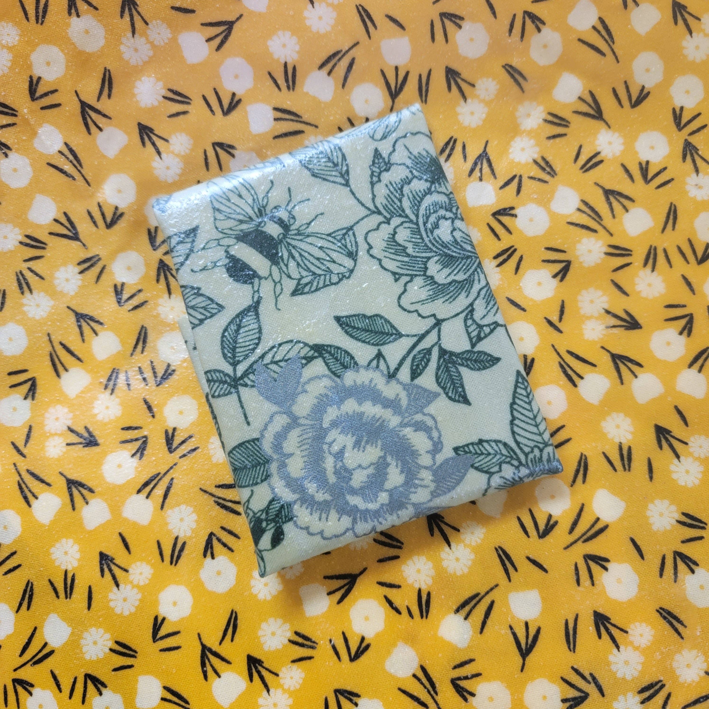 Farm and Hive - Wholesale Food Storage Wrap/Bag - Small Beeswax Food Wraps11