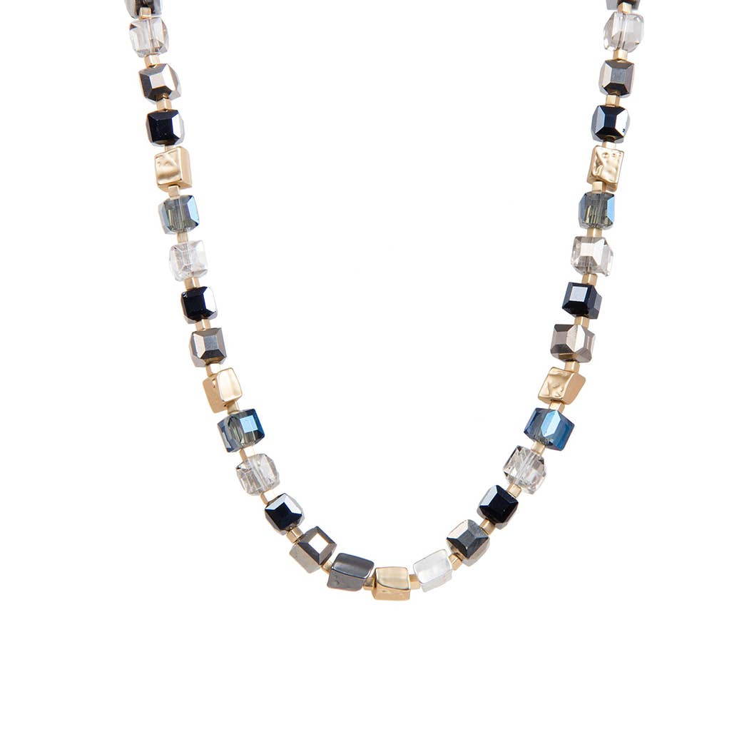 SAACHI - Wholesale Beaded/Pearl Necklace - Faceted Glass Bead and Stone Necklace1