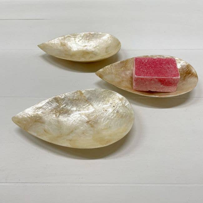 ByBazz – wholesale Decorative plate/dish/bowl – Schaaltje Schelp Capiz XS Goud0