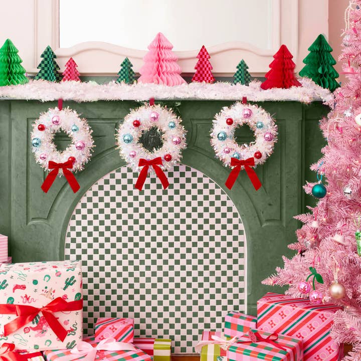 xo, Fetti - Wholesale Wreath - A White Christmas Wreath - white iridescent mini wreath4