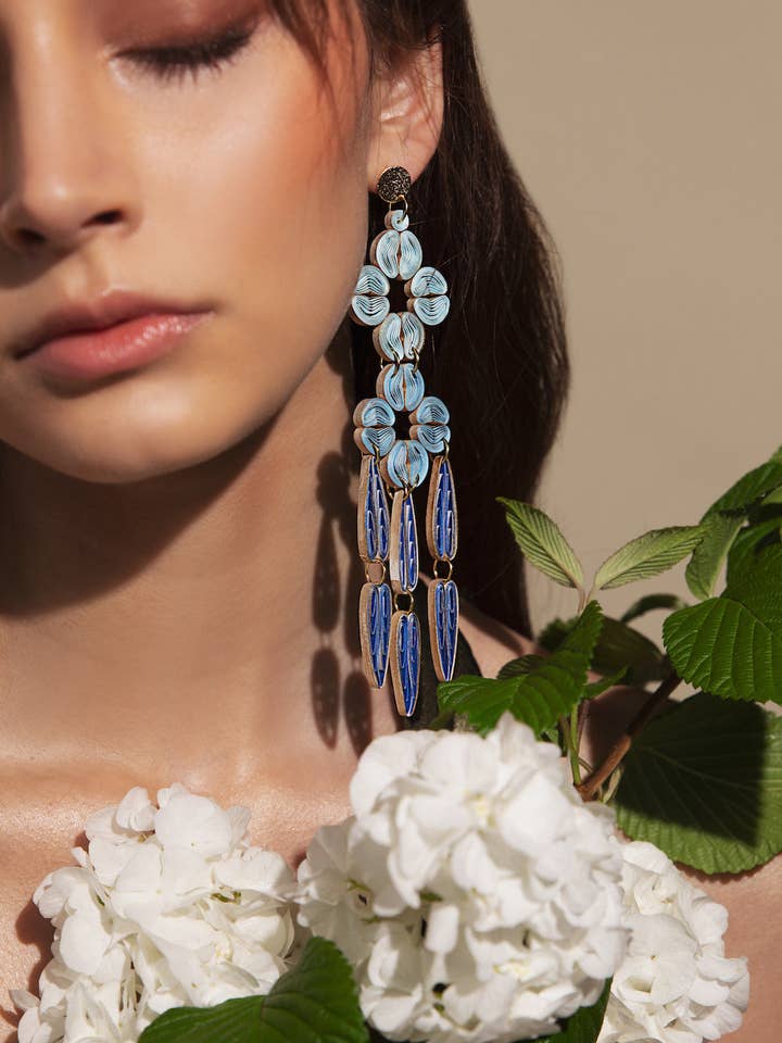 Have Gala Dingle Papir Øreringe for engroshandel hos Paper Shaper by Julie