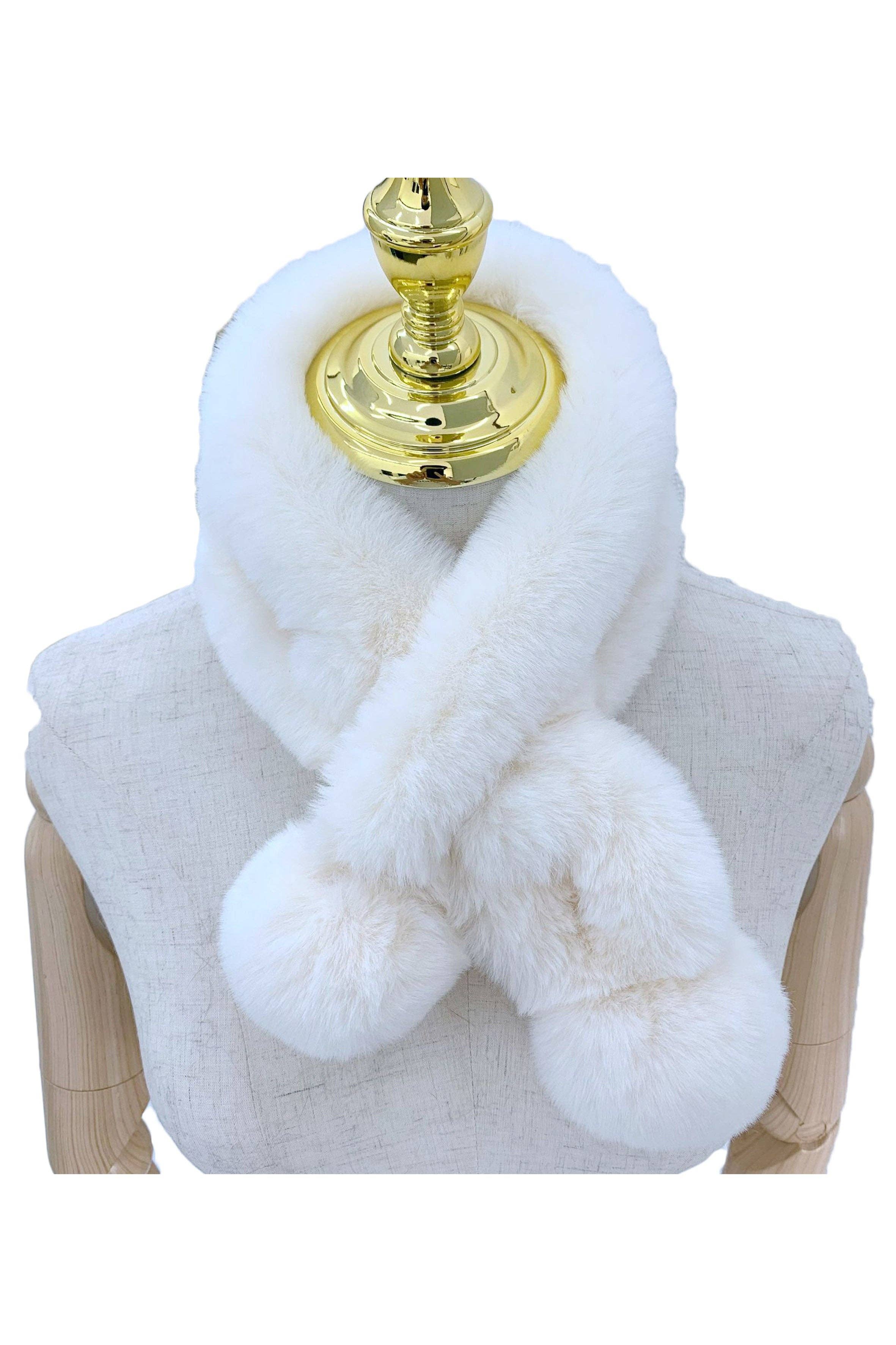 Ole - Vendita all'ingrosso Sciarpa - Donna - Sciarpe Incrociate di Pelliccia di Palle di Pelo S02310