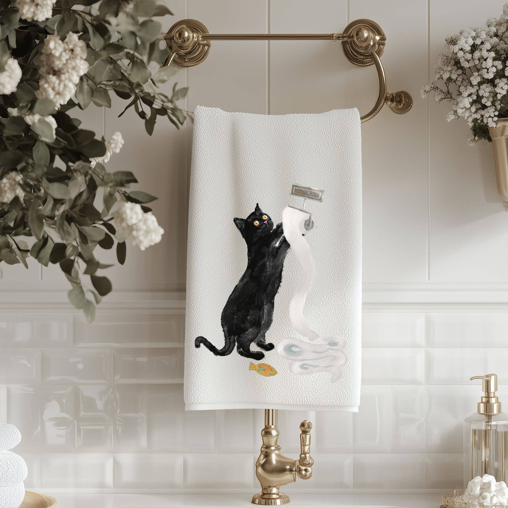 MerikaArt – wholesale Bath towel – Mischievous Black Cat Bathroom Towel0