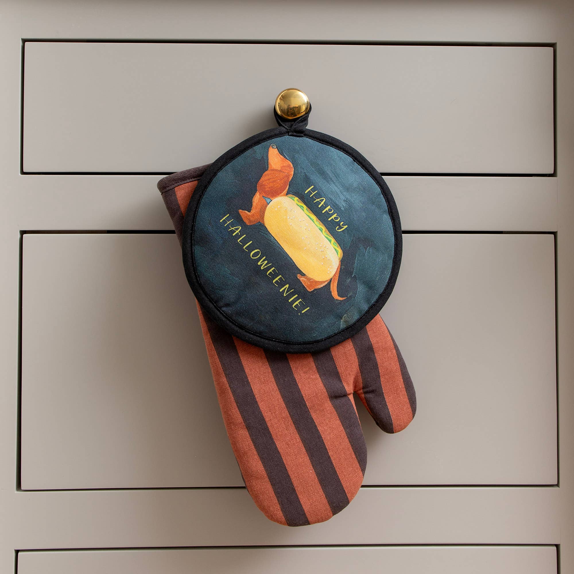 1canoe2 | One Canoe Two Paper Co. - Wholesale Oven Mitt/Pot Holder - Happy Halloweenie Dog Pot Holder Set1