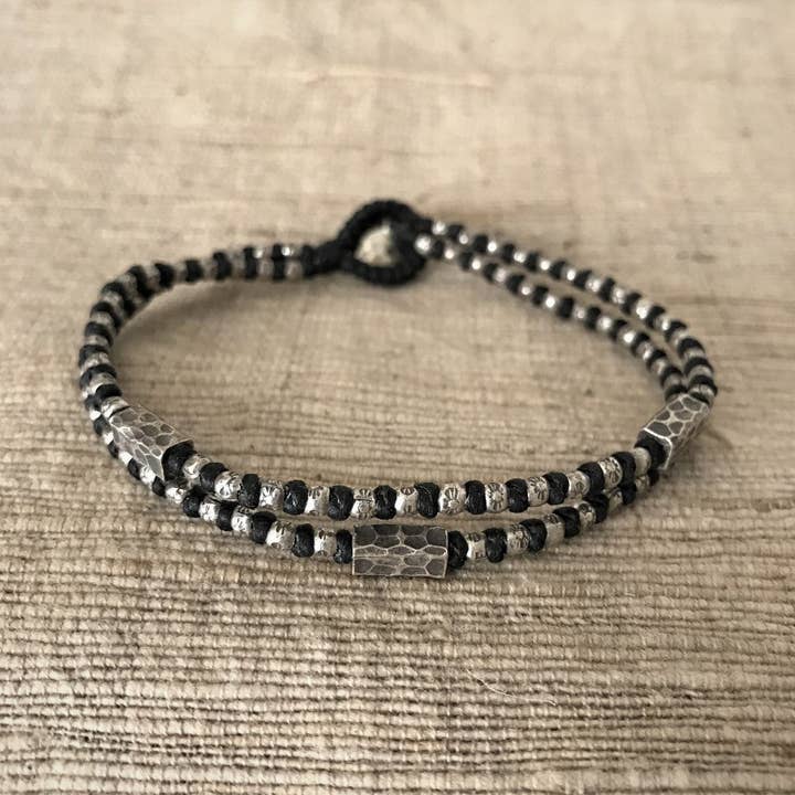 MBB4 - Mäns silver Nomad armband för wholesale av Anantara