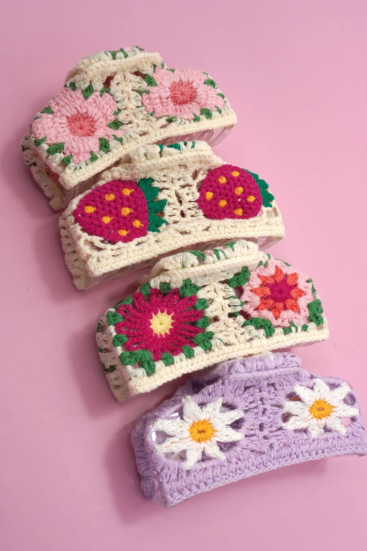 JOSSLYN by wall to wall - Wholesale Hair Clip - Women's - JUMBO HANDMADE CROCHET FLORAL HAIR CLAW CLIPS | 40H9386