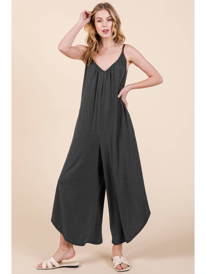 Emerald Collection - Wholesale Jumpsuit - Women's - ETR-9335 Solid Jumper with Pockets