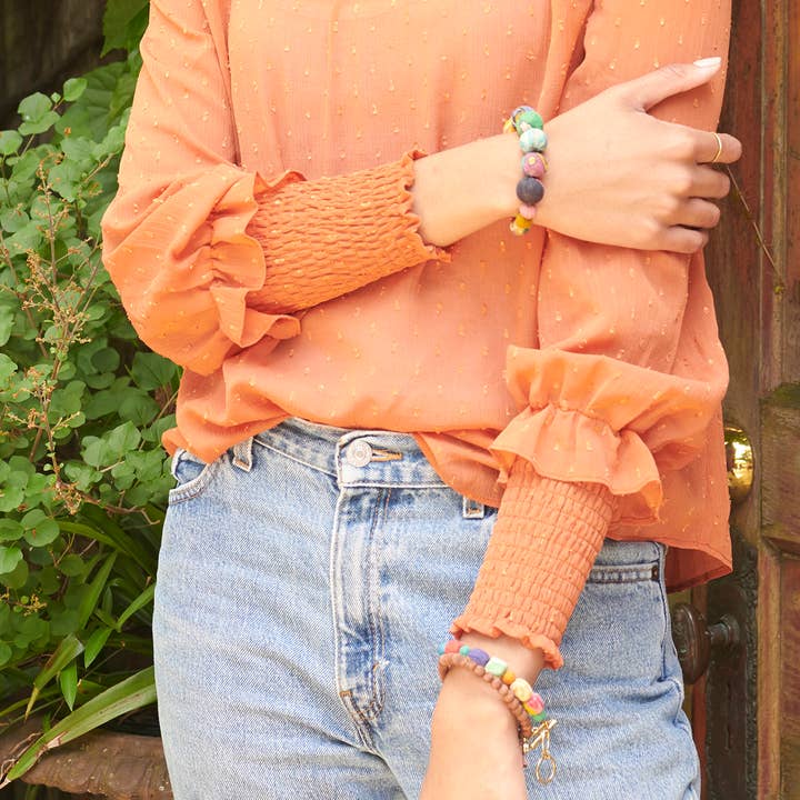 WorldFinds – wholesale Beaded bracelet – Kantha Contrary Bracelet2