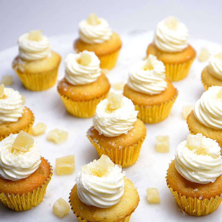 Aloha Bites - Wholesale Cupcake - Cupcakes - Signature Hawaiian Mini 14