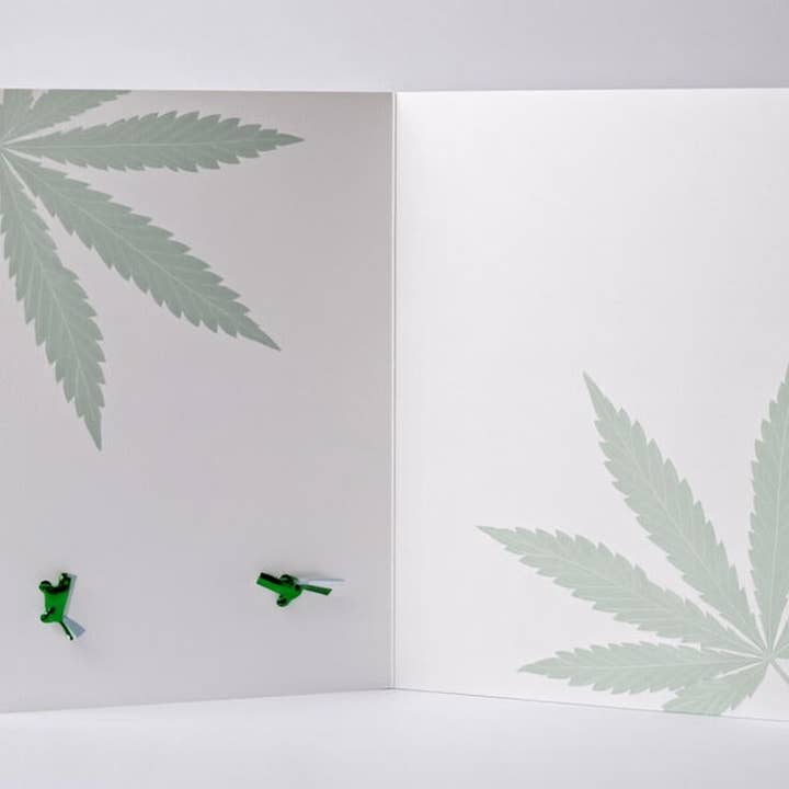 Reefer Cards - Wholesale Mother's Day Card - Worlds Coolest - Mother's Day Cannabis Greeting Card1