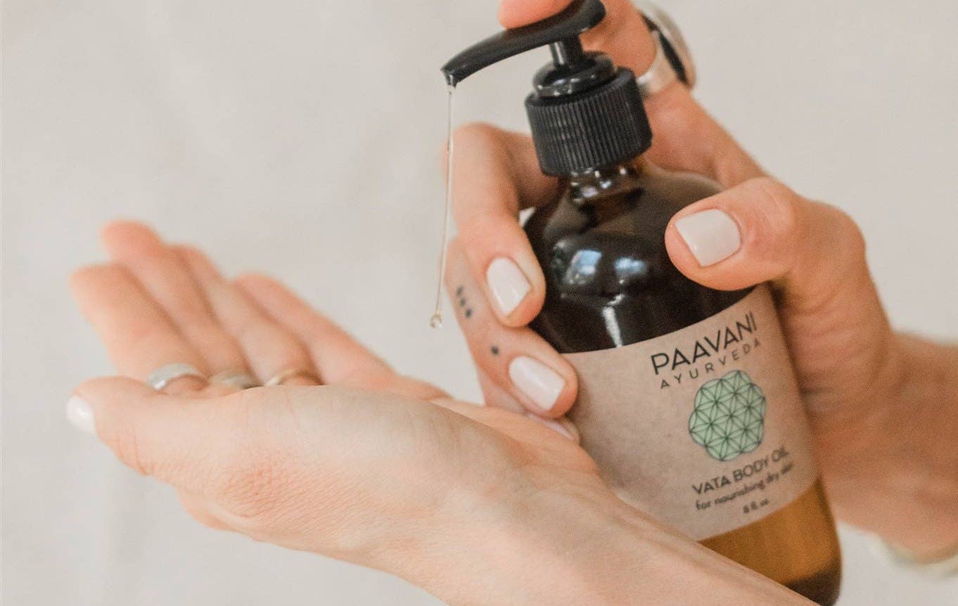 PAAVANI Ayurveda - Wholesale Bath/Body Oil - Vata Body Oil | Nourishing Abhyanga Oil for Dry Skin2