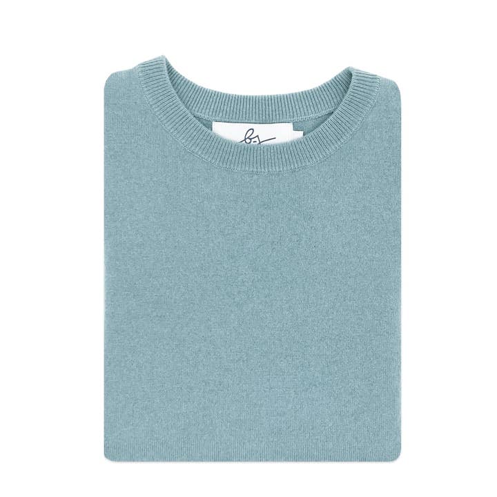 Pull ras du cou en cachemire « Sky » pour la vente par Boston Scott Golf Apparel