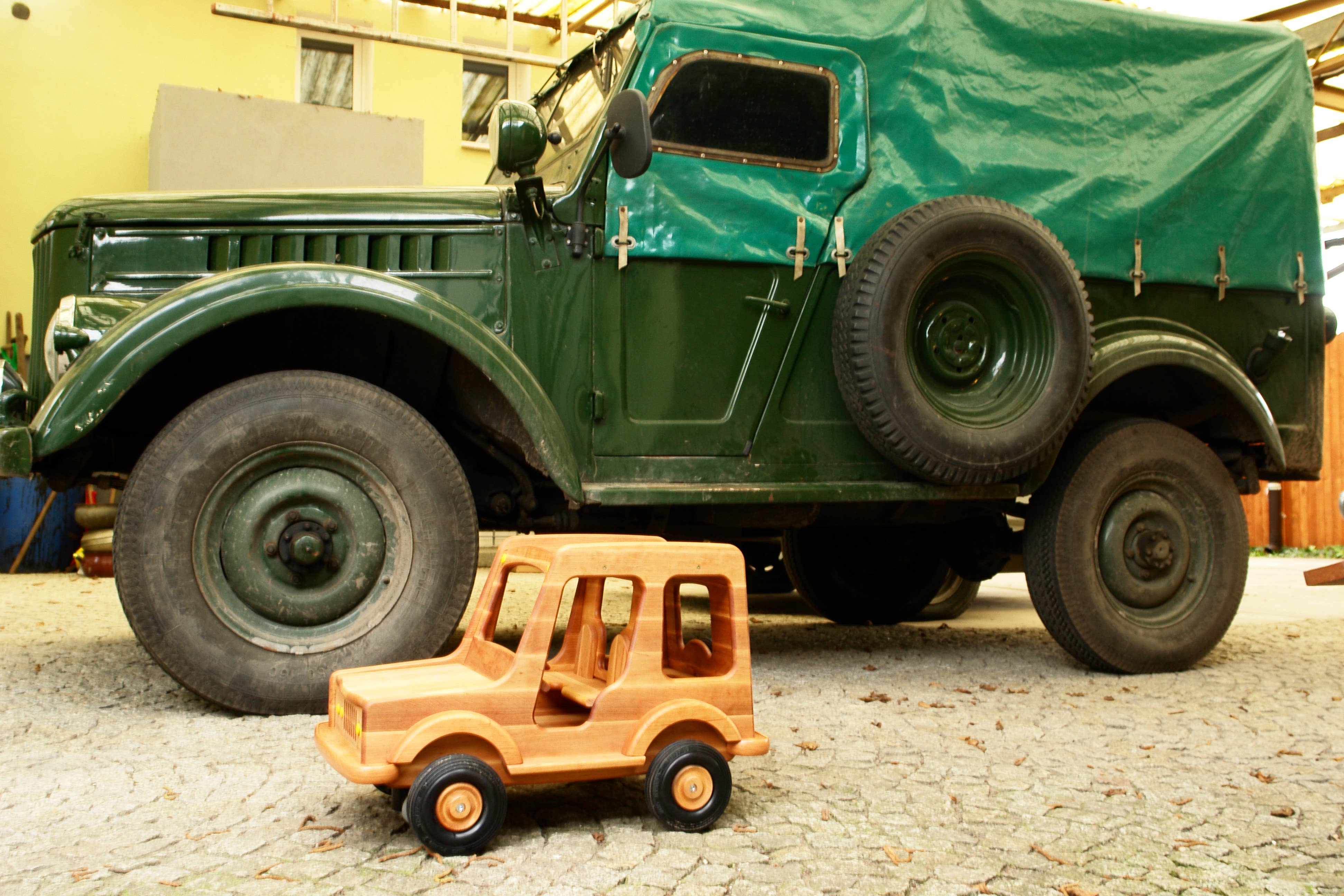 Little Poland Gallery - Vente Voiture/camion miniature – enfant - DrewArt Voiture Tout-Terrain SI NON DISPONIBLE CONTACTER DIRECTEMENT1