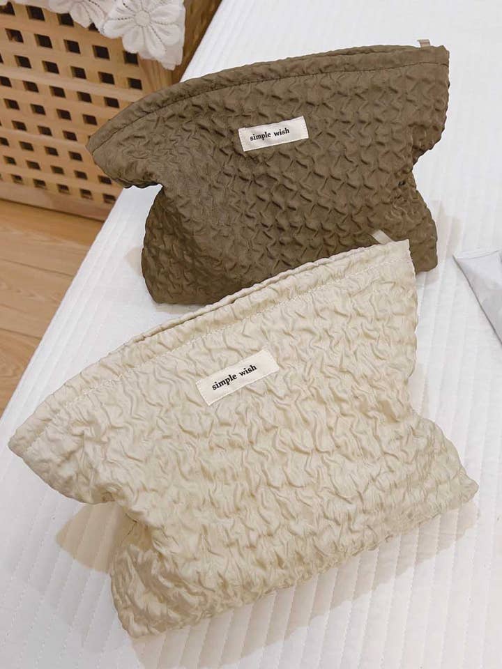 Simple Solid Color Large Capacity Makeup Bag DPP25E856 for wholesale by Dipped Shop