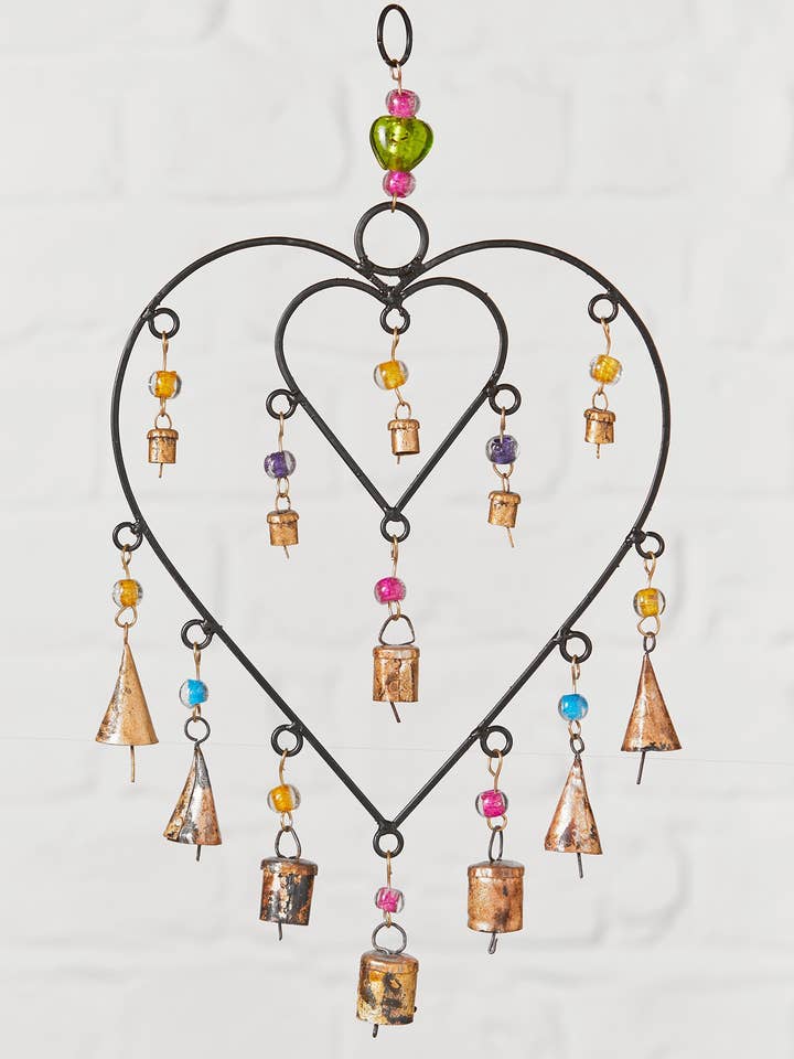 Dobbeltforbundet hjertevindklokke med perler for engroshandel hos Namaste