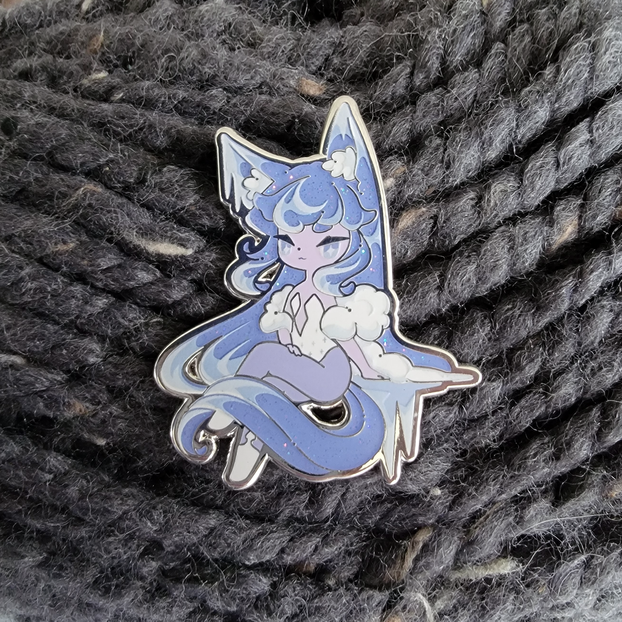 Xhilyn - Wholesale Lapel Pin/Button - Fennec Frost Pins - Dec 20246