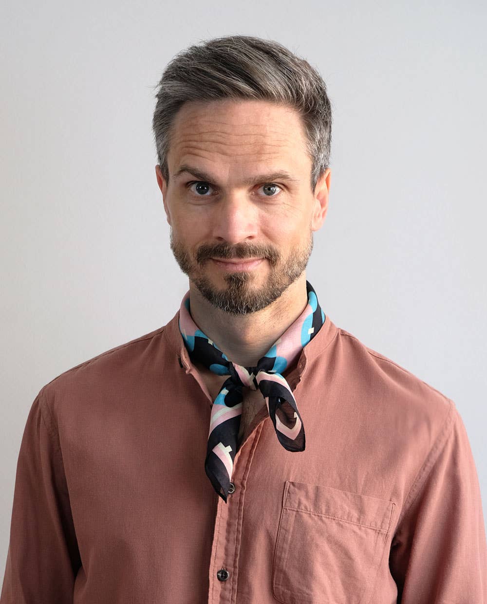 Haferkorn & Sauerbrey – Großhandel Schal – Unisex – Funky Waves Tuch, Seiden-Baumwollmischung, 60x60 cm7