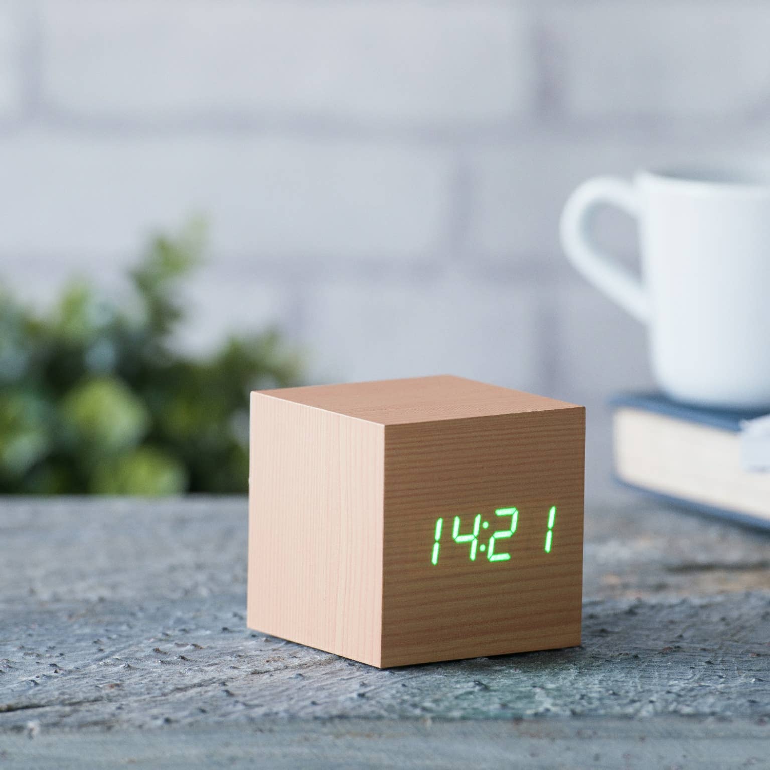 Gingko Design - Vendita all'ingrosso Sveglia - Orologio a cubo con attivazione a schiocchi8