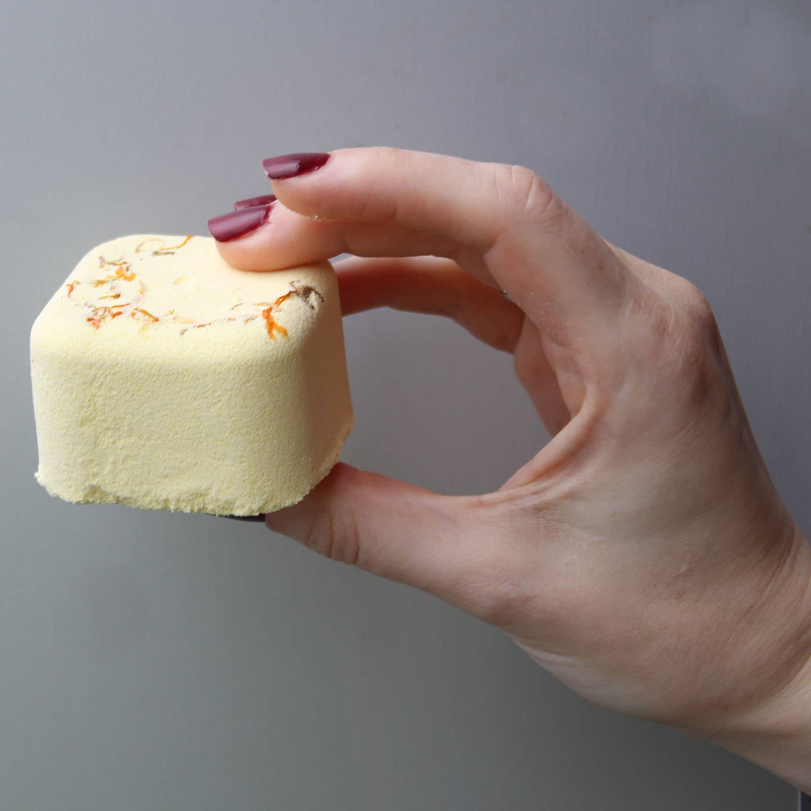 Cristaux & Bien-Être – Großhandel Badebombe/-sprudeltabletten – Aromatherapie-Duschroller 70 g – Focus Booster2