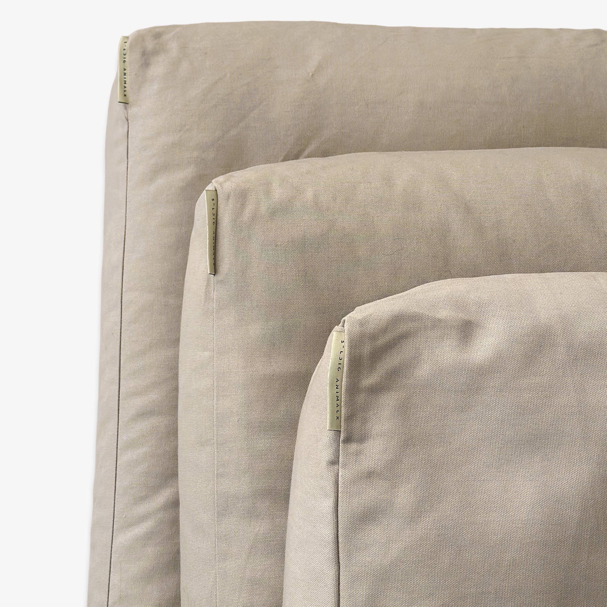 STUDIO ANIMAUX - Wholesale Pet Pillow - Dog - Dog pillow | cotton | EPS pearl filling | vanilla | size S6