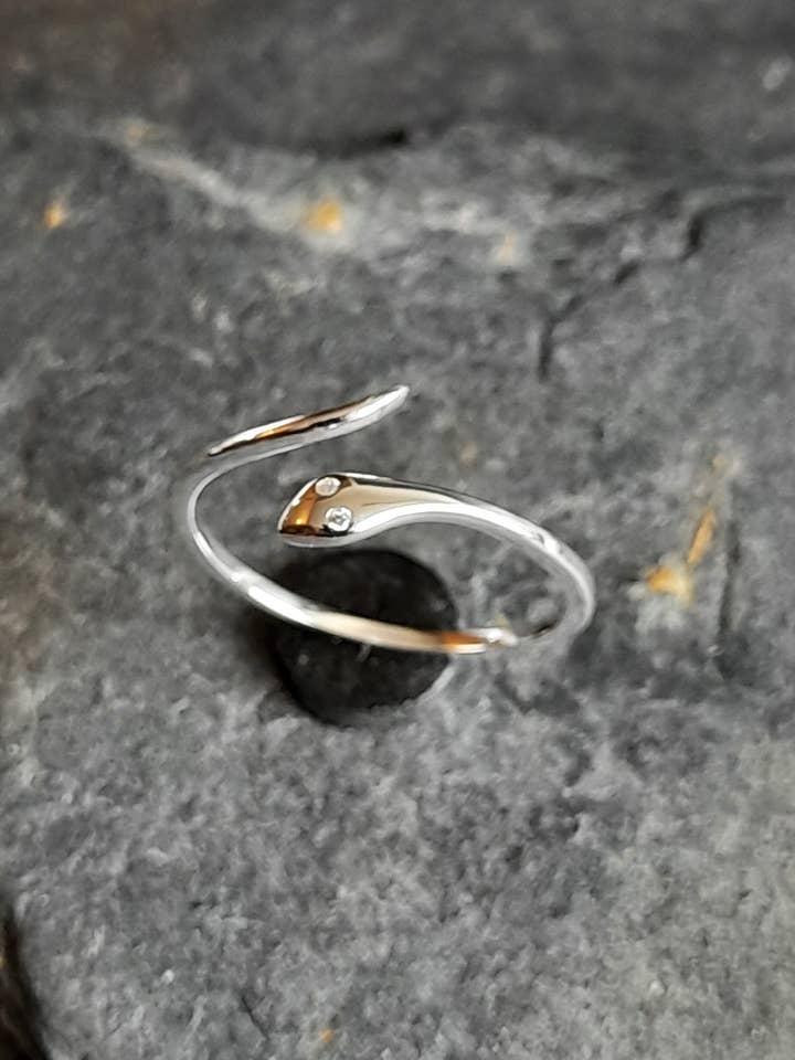 SR087B - SNAKE RING ONE SIZE Clear cz eye for wholesale by Bluelily925silver