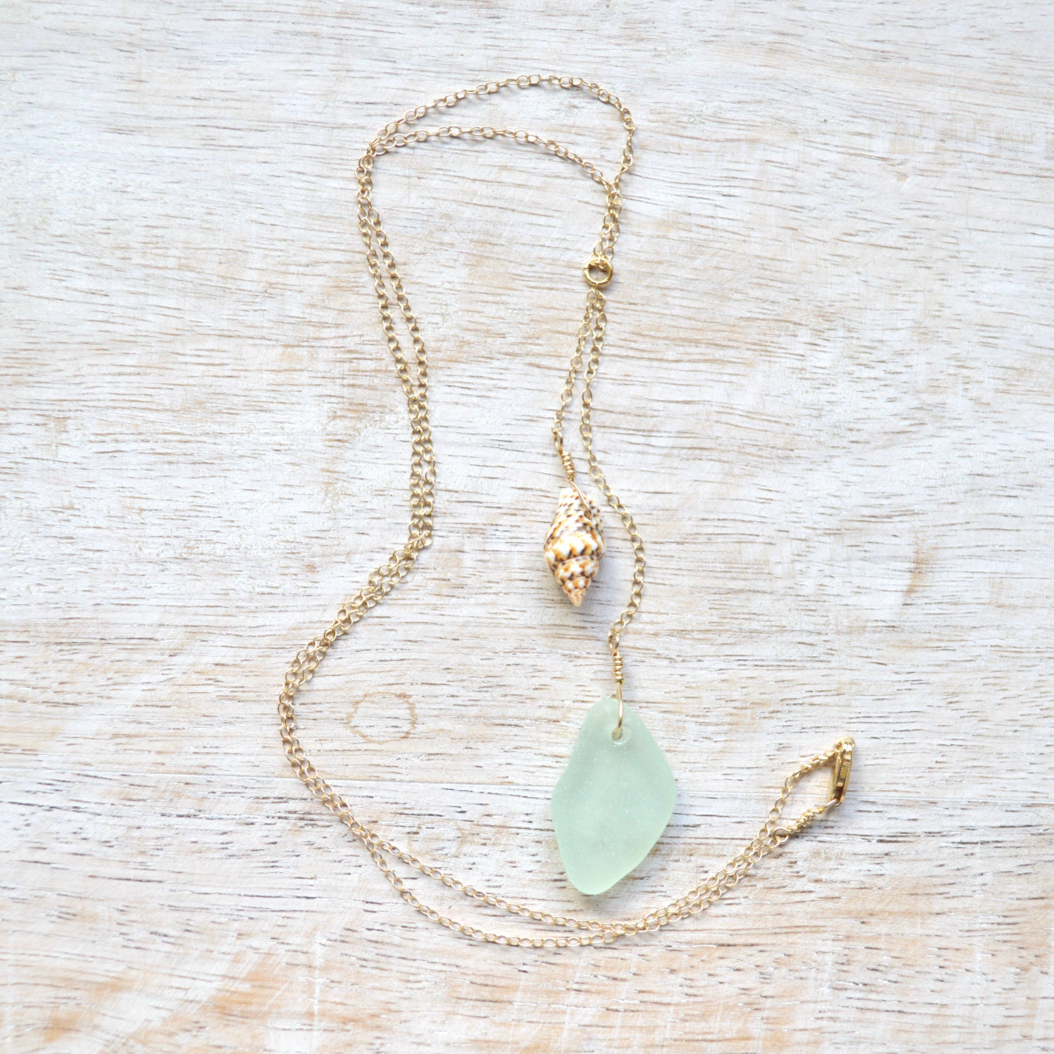 Salty But Sweet - Wholesale Pendant/Charm Necklace - Sea Glass Shell Necklace in gold0