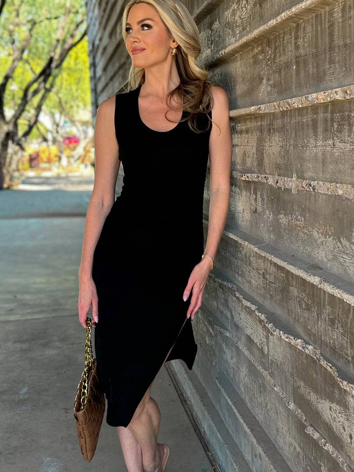 The Jessi Dress in Black for wholesale on Faire1