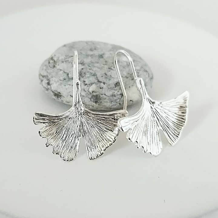 Elegant Ginkgo Øreringe, Sølv for engroshandel hos Piccadilly Pendants