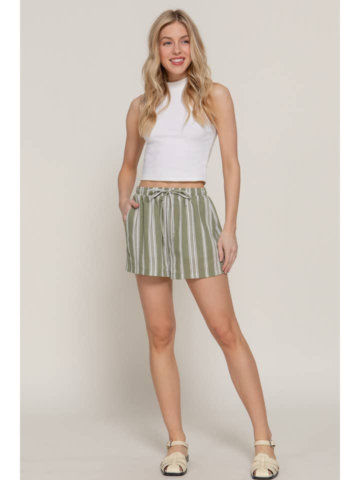 Active Basic | Active USA - Wholesale Shorts - Women's - Elastic Waist Band Detail Stripe Printed Linen Effect Shorts11