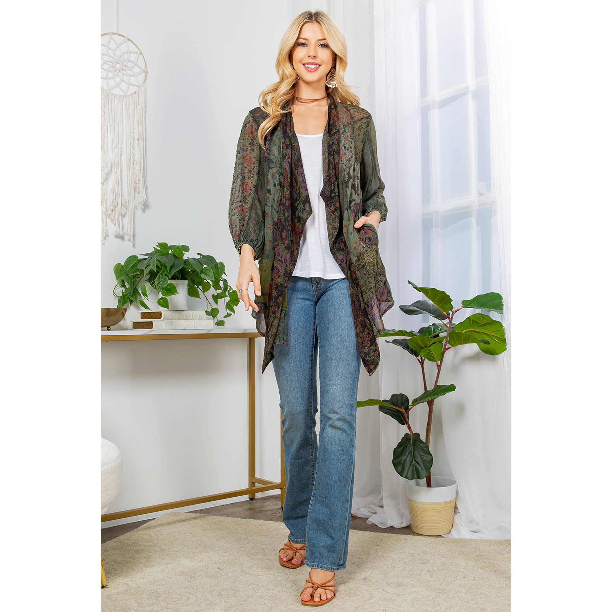 Young Threads - Vendita all'ingrosso Kimono - Donna - Kimono Shrug in Patch Mix N Match Sovratinto14