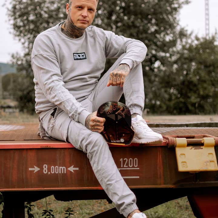 Capiche - Wholesale Flat Brim Cap - Men's - Zombie Snapback - Brown Suede/Black Suede7