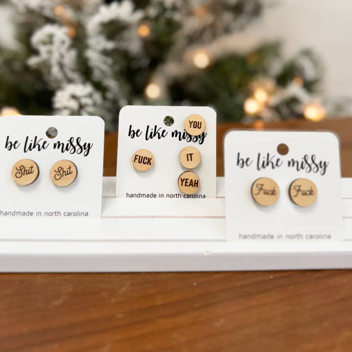 Be Like Missy - Venta al por mayor Pendientes de botón/aretes de poste - Pendientes Outspoken - Pendientes Fuck - Fancy Fuck
