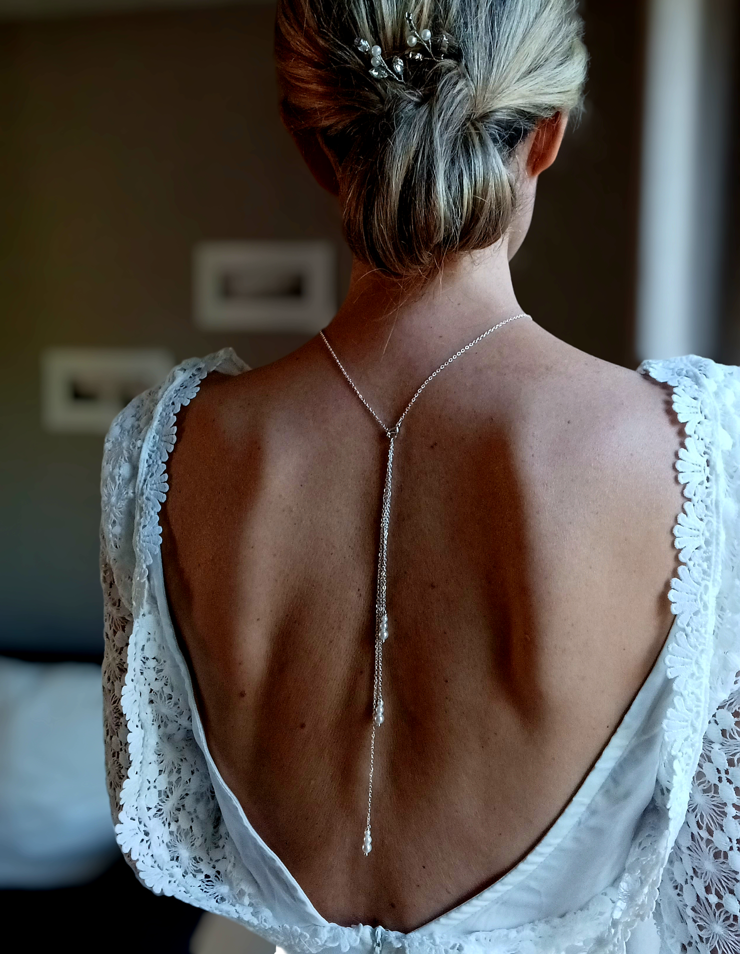 L'atelier du 6 – Großhandel Y- & Lasso-Halsketten – CLÉO - Abnehmbares Rückenkettchen für Brautkleid3