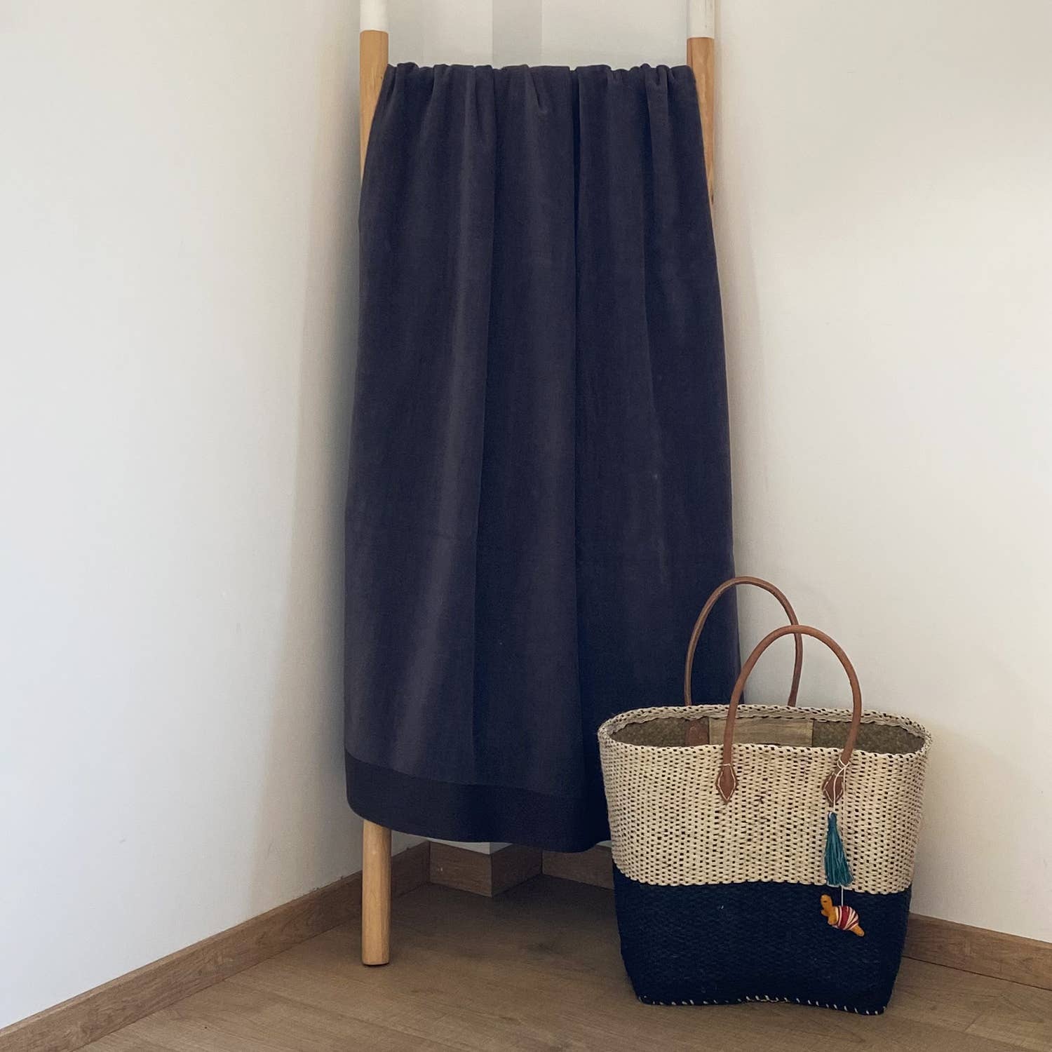 Le comptoir de la plage - Wholesale Bath Towel - Plain velvet bath towels "Shady"15