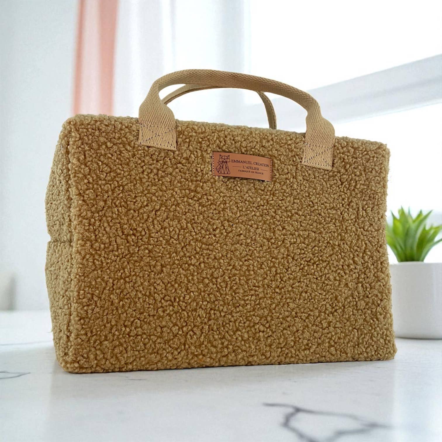 Emmanuel Création - Wholesale Lunch Bag/Box - Ice cube M insulated bag, "Bouclette" camel4