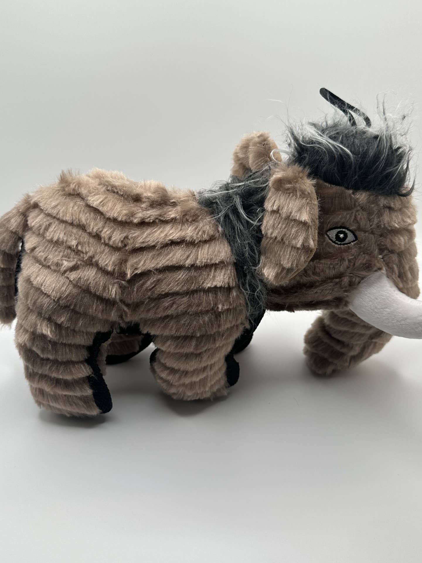 STEELDOG USA LLC - Vente Peluche – chien - Mammouth laineux Ruffian Dino2