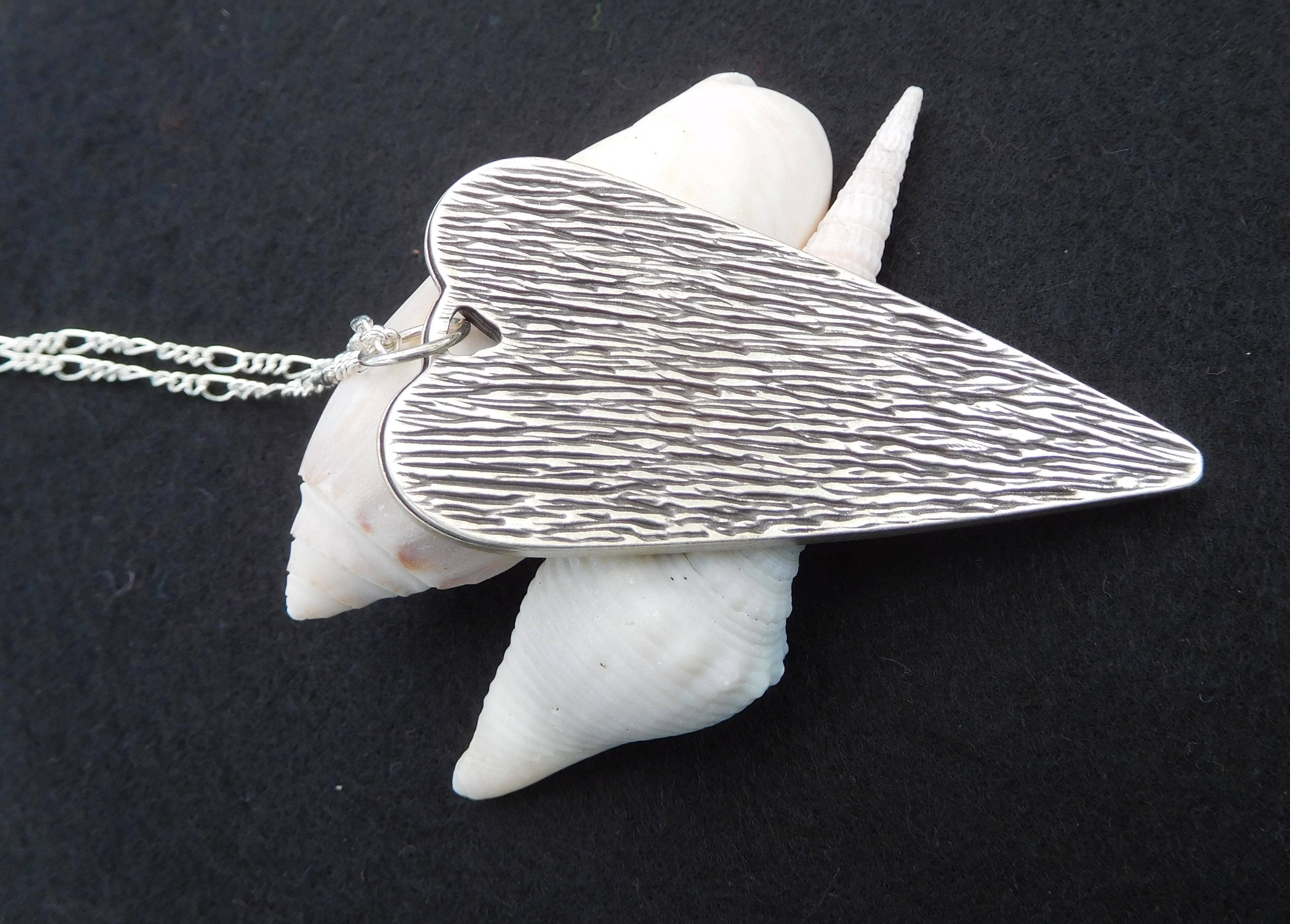 Art & Soul 30a - Wholesale Pendant/Charm Necklace - XL Heart Pendant Necklace Custom Beach, Shells or City4