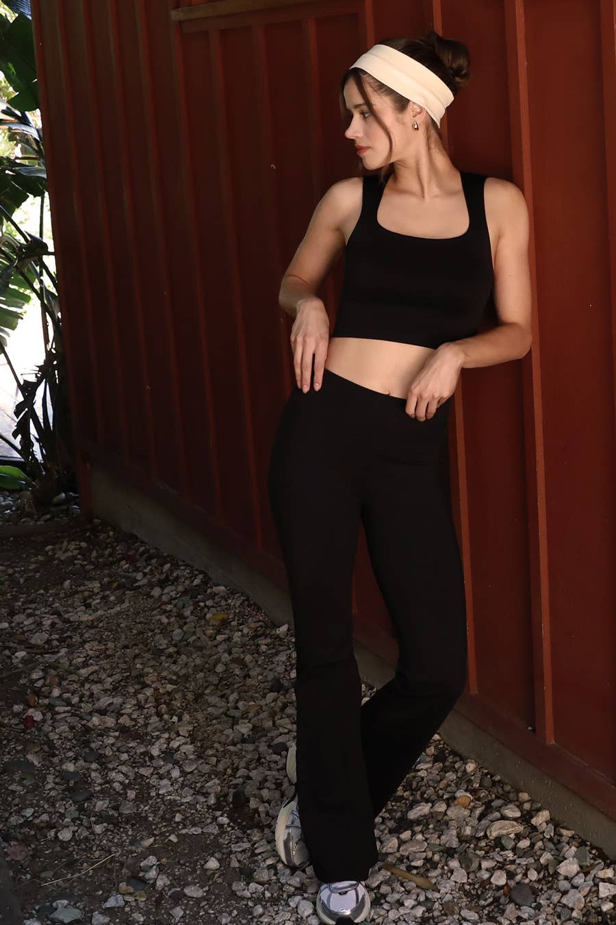 NIKIBIKI - Vendita all'ingrosso Canotta - Donna - NS8252- Top con scollo quadrato Clean Line18