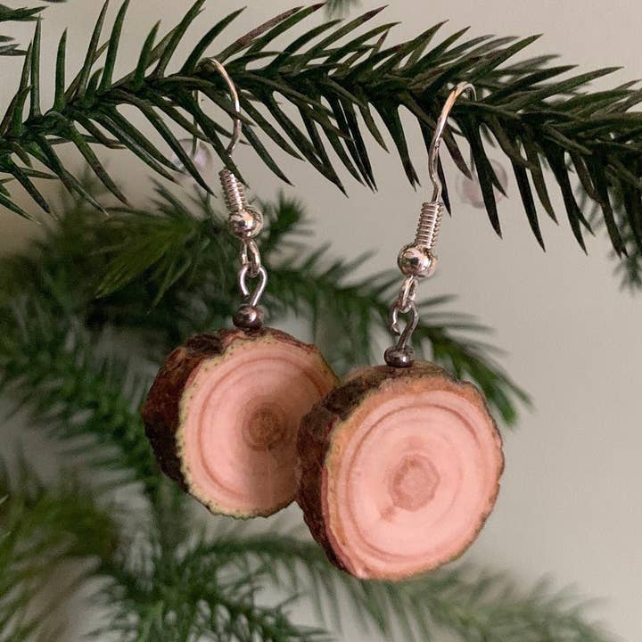 Orecchini pendenti in legno, pino per la vendita all'ingrosso da parte di Sageware