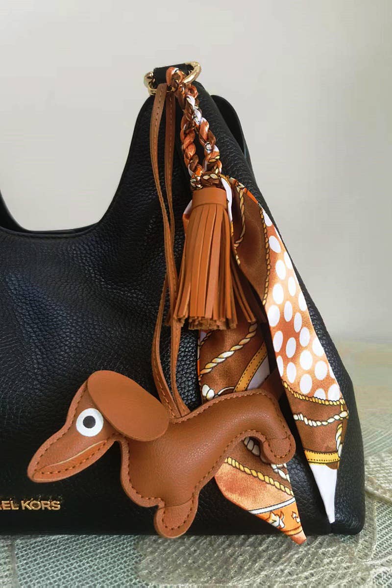 Leto Accessories – wholesale Purse/bag accessory – Women’s – Dachshund Leather Bag Charm Fringed Bag Accessory9