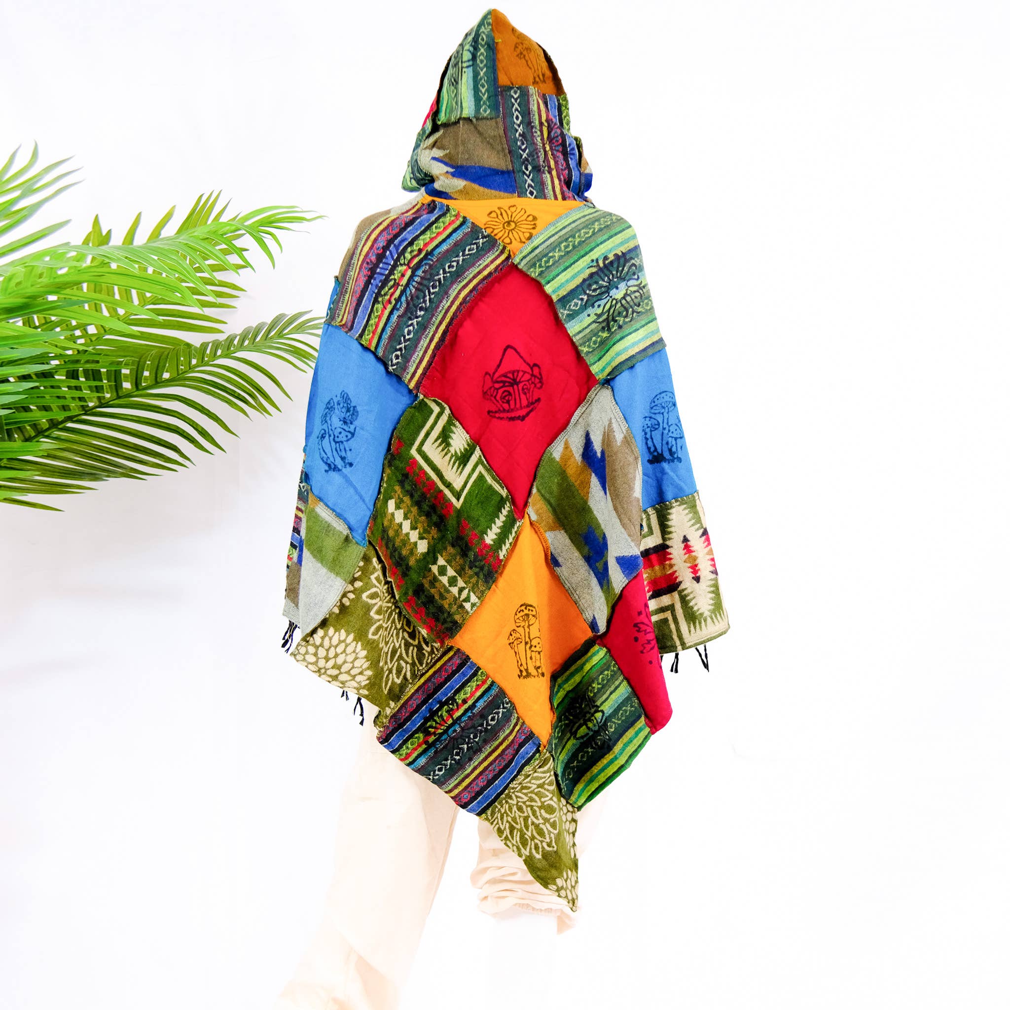 Karma Nepal Crafts - Wholesale Poncho - Unisex - Patchwork Wool Unisex Fall/Winter Ponchos1