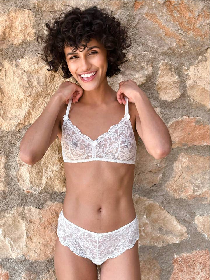 Ariane Delarue - Wholesale Bralette - Women's - Miriam, Bridal Bralette in stretch lace4