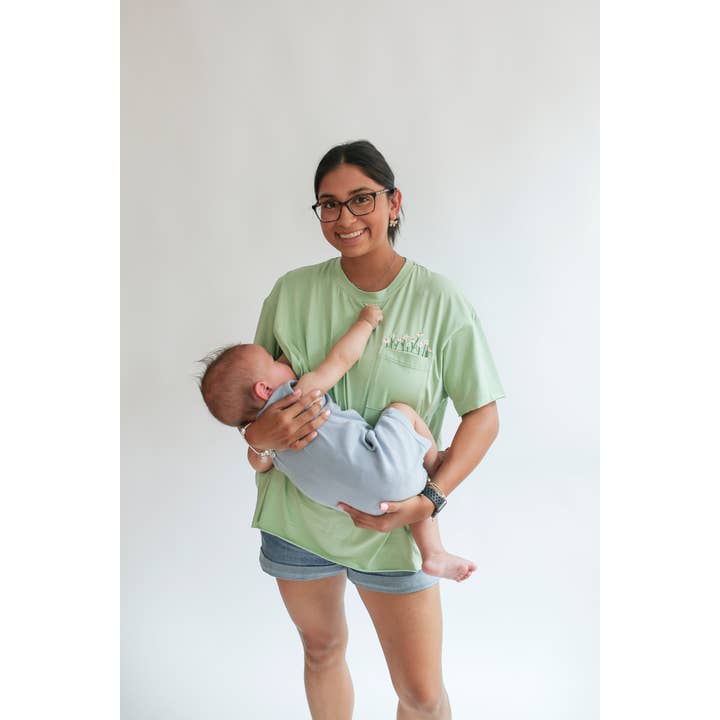 Movemama Apparel - Wholesale Nursing Top - Maternity - FINAL SALE Relaxed Fit Zip Breastfeeding Tee - Special USA Edition3