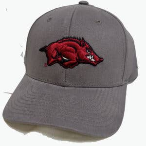 Arkansas Razorbacks keps - Grå gris för wholesale av Turnovers Inc