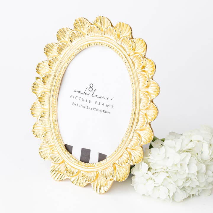8 Oak Lane – wholesale Picture frame – Gold Scalloped 5x7 Picture Frame