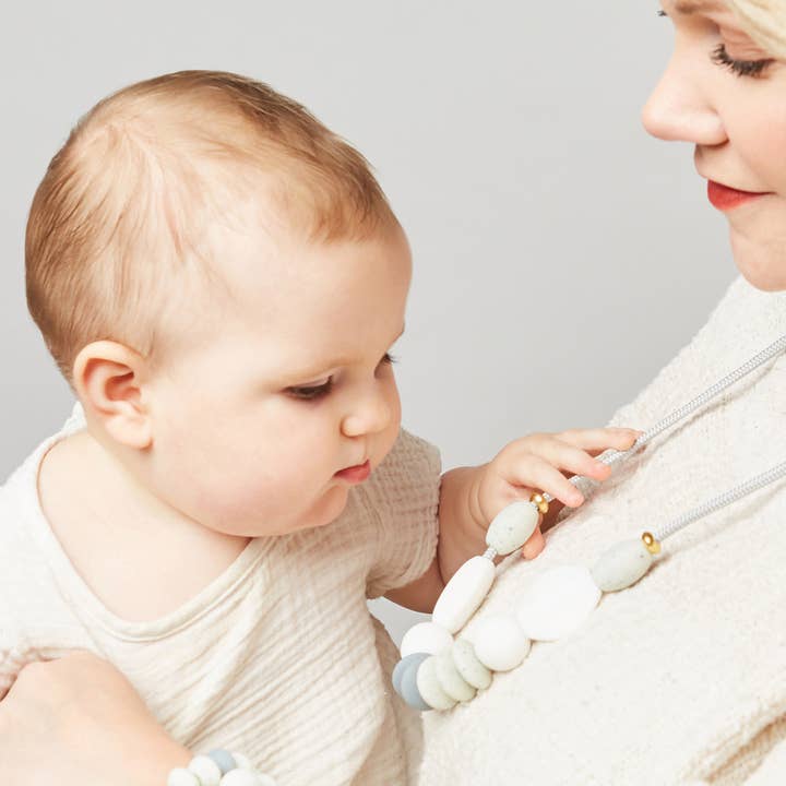 January Moon - Wholesale Teething Necklace - Baby - Moonlight Signature Teething Necklace4