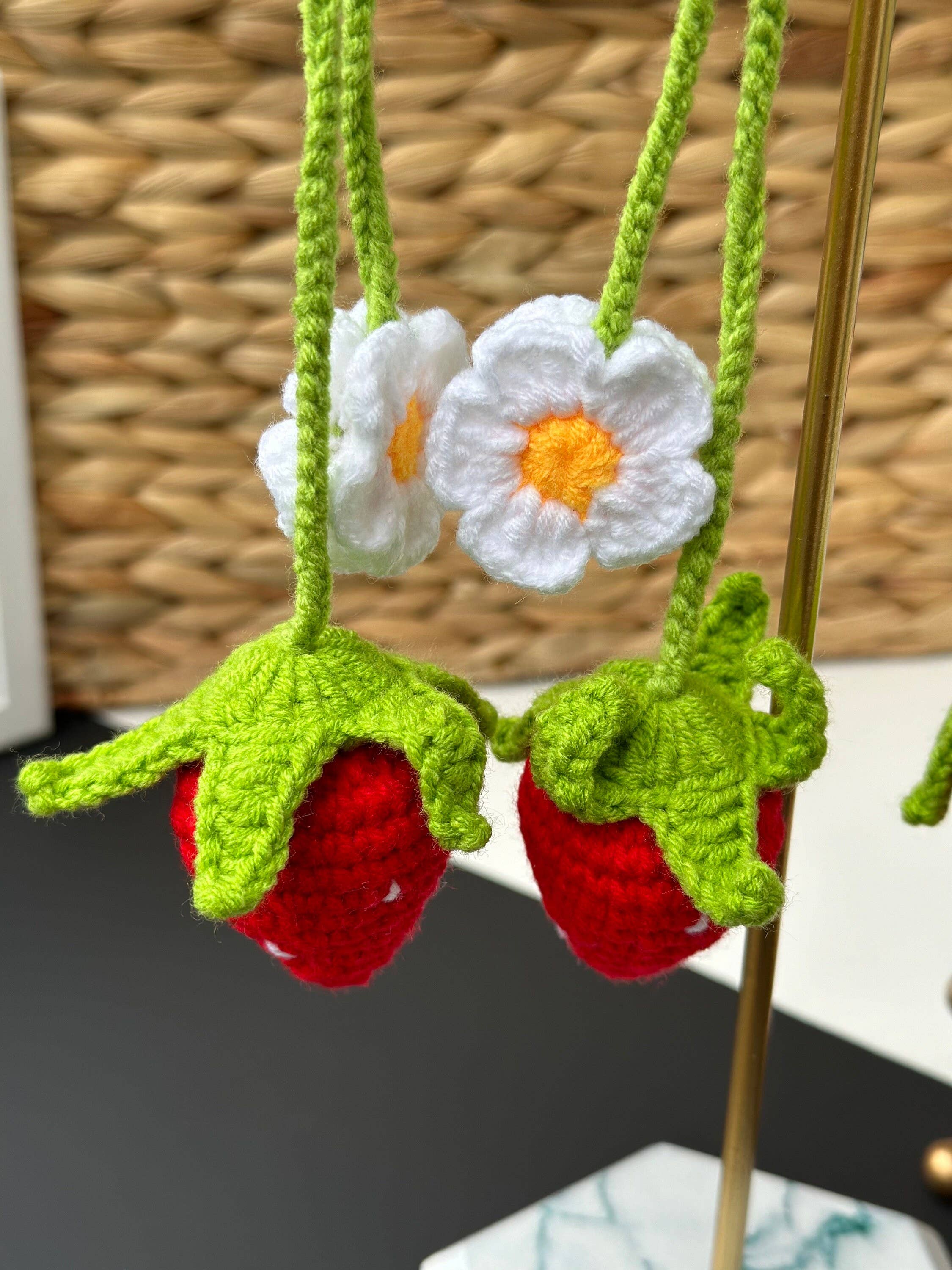 Anh2 LTD – Ornamento por atacado – Crochê de Morango, Decoração Pequena Cereja de Malha Artesanal4