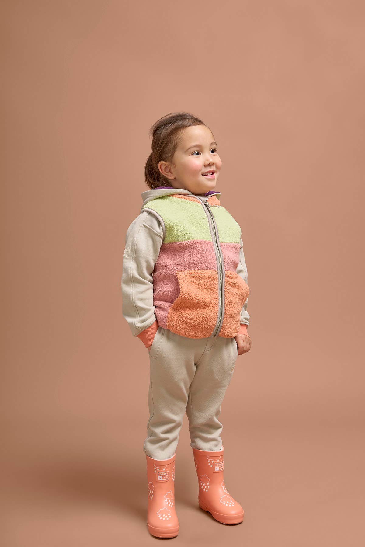 Grass & Air – wholesale Outerwear Vest - Kids – Aurora Pink Kids Borg Gilet1